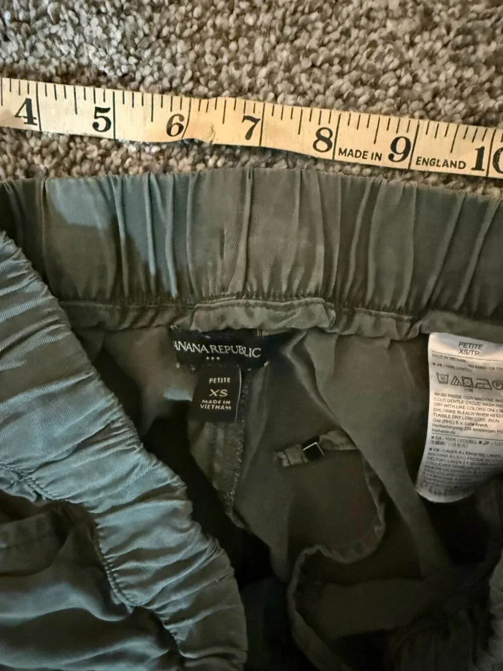 Banana Republic Olive Green Lyocell Joggers PXS